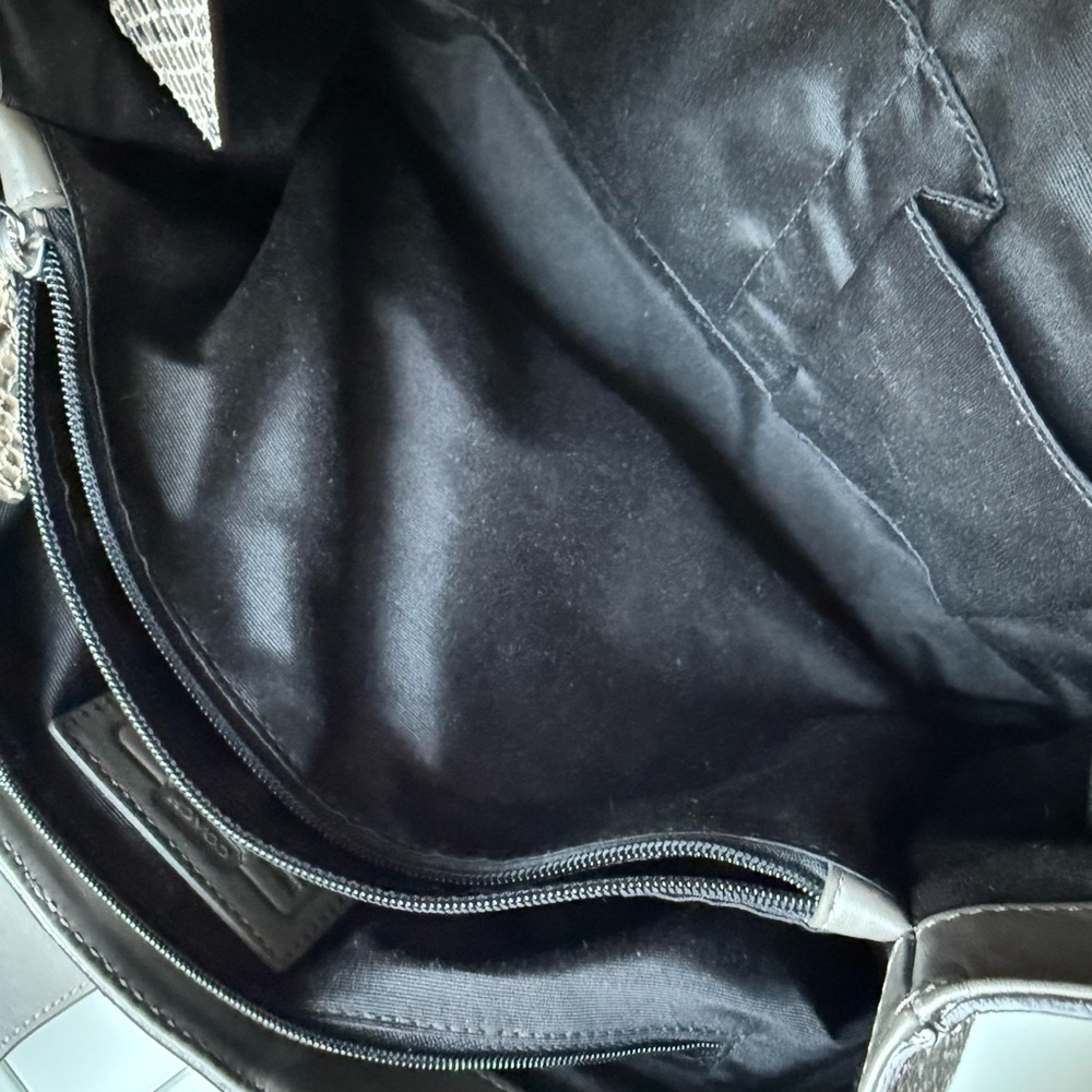 Coach Vintage Python Embossed Leather Carryall To… - image 8